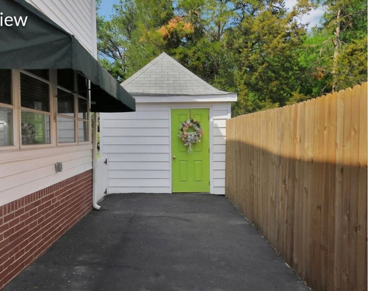 4820 Coleman Rd #NA - Photo 5 of 33