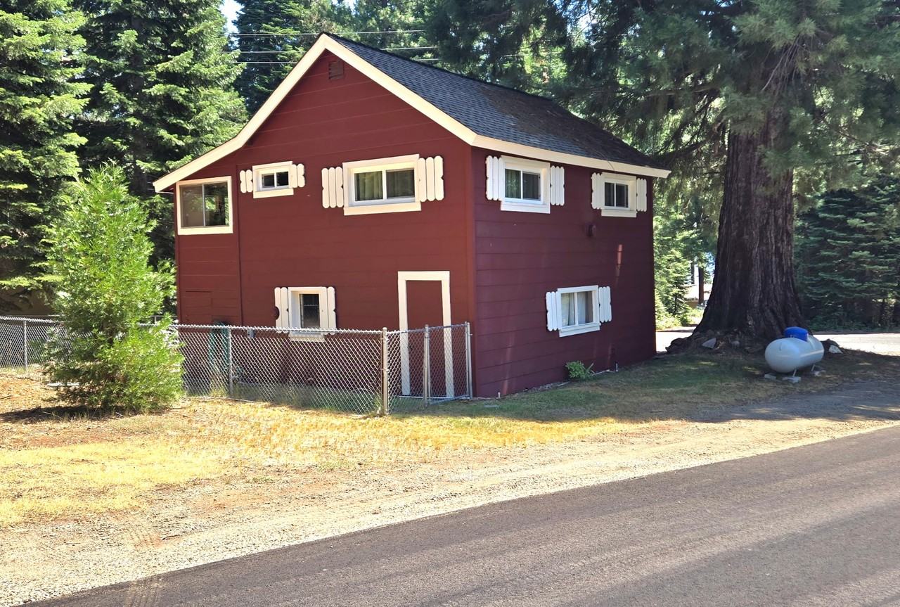 233 Peninsula Dr #NA - Photo 2 of 8