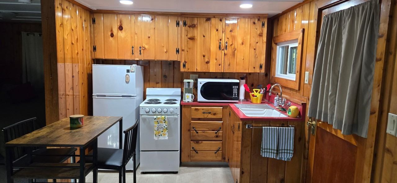 233 Peninsula Dr #NA - Photo 3 of 8