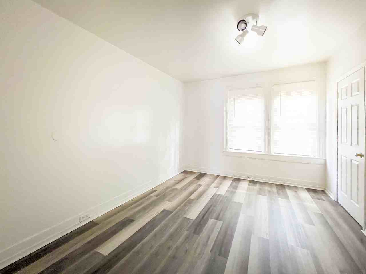 1102 Custer St #NA - Photo 2 of 19