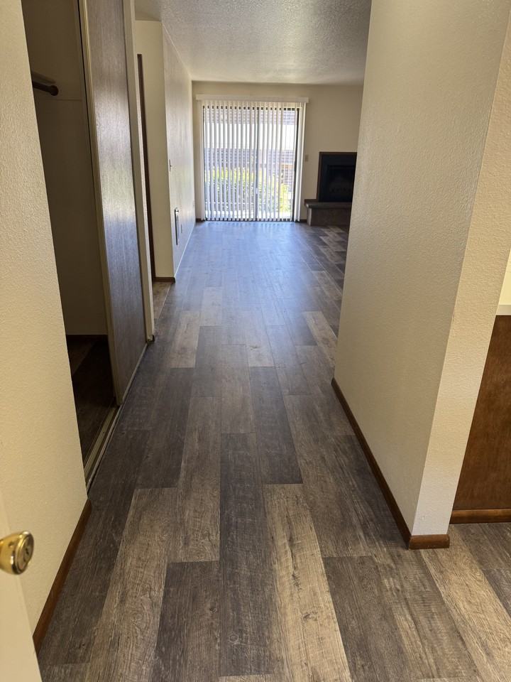 350 13th St Ne - Photo 5 of 23