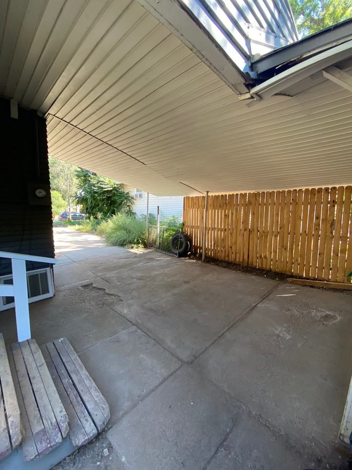 2001 7th Ave #NA - Photo 3 of 5