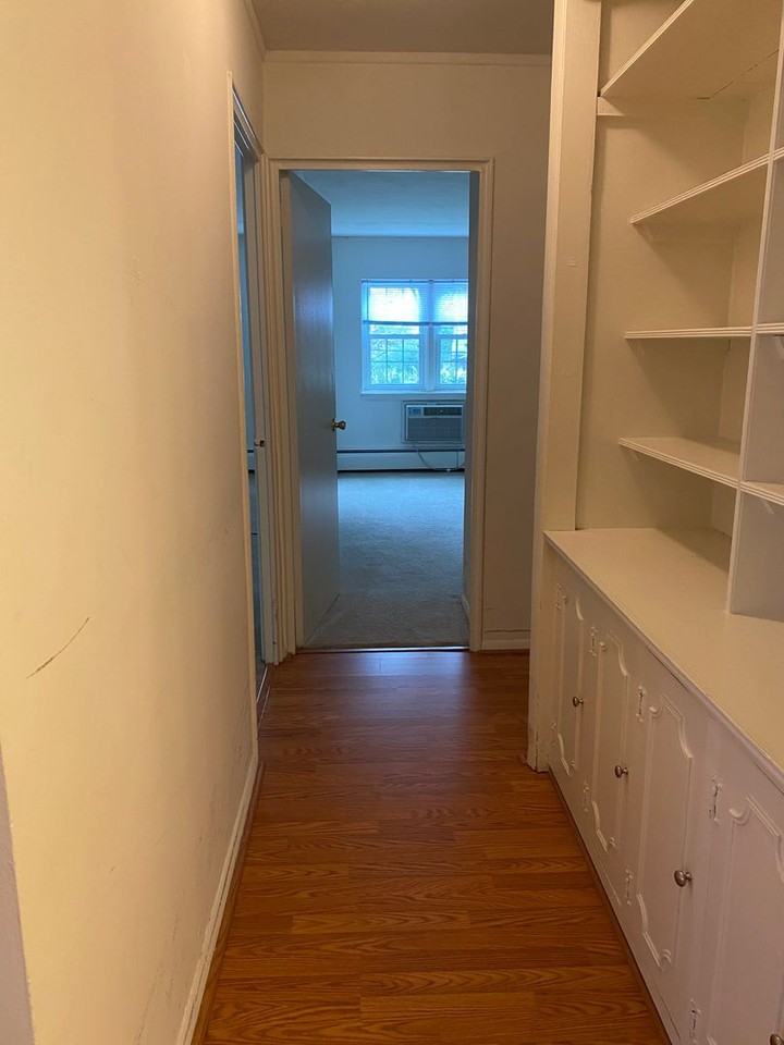 Merioneth Apartments - Photo 6 of 26