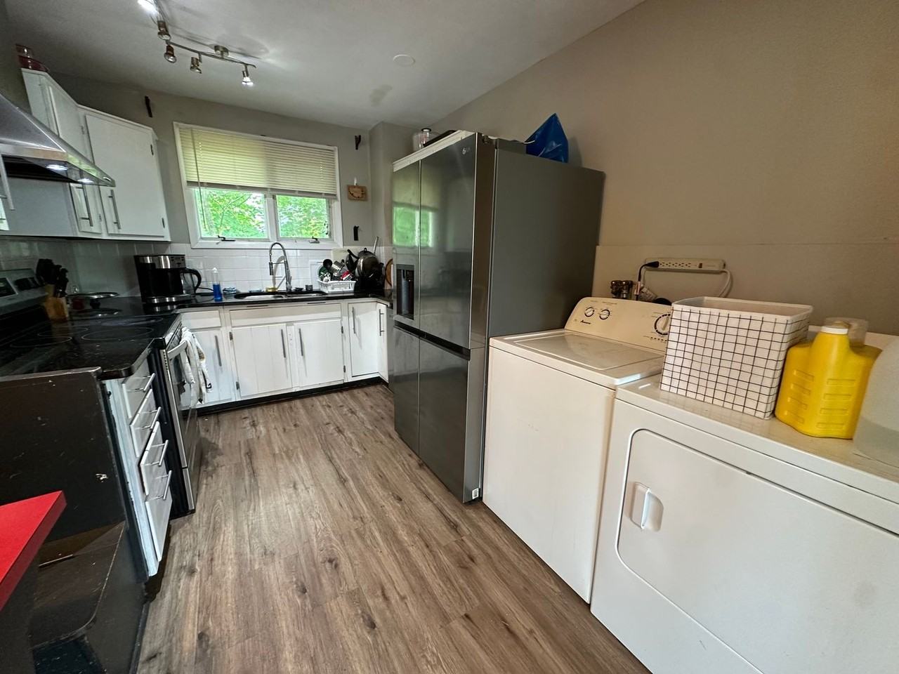 Shared Living in a 6 - Photo 5 of 24