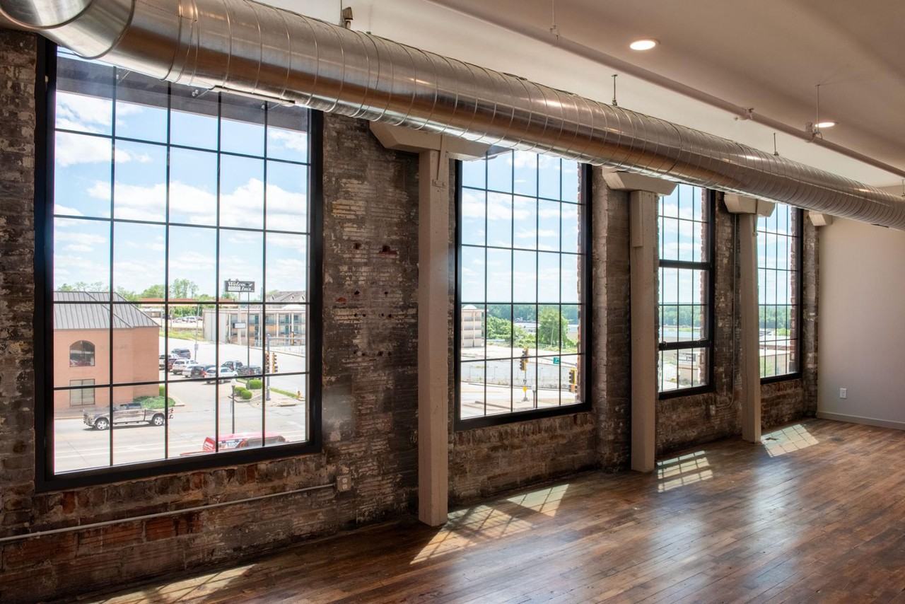 View 21 - Photo 5 of 50