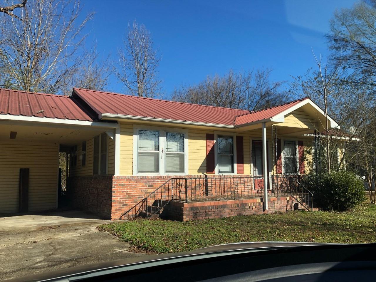 764 Hopkins Dr - Photo 3 of 20