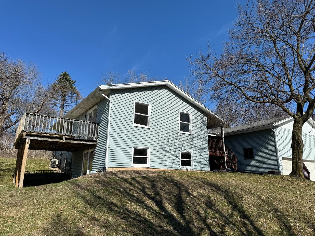 2241 Saginaw Rd Se - Photo 2 of 20