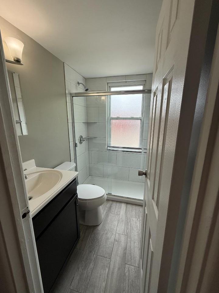 1323 Pendleton Street - Photo 3 of 8