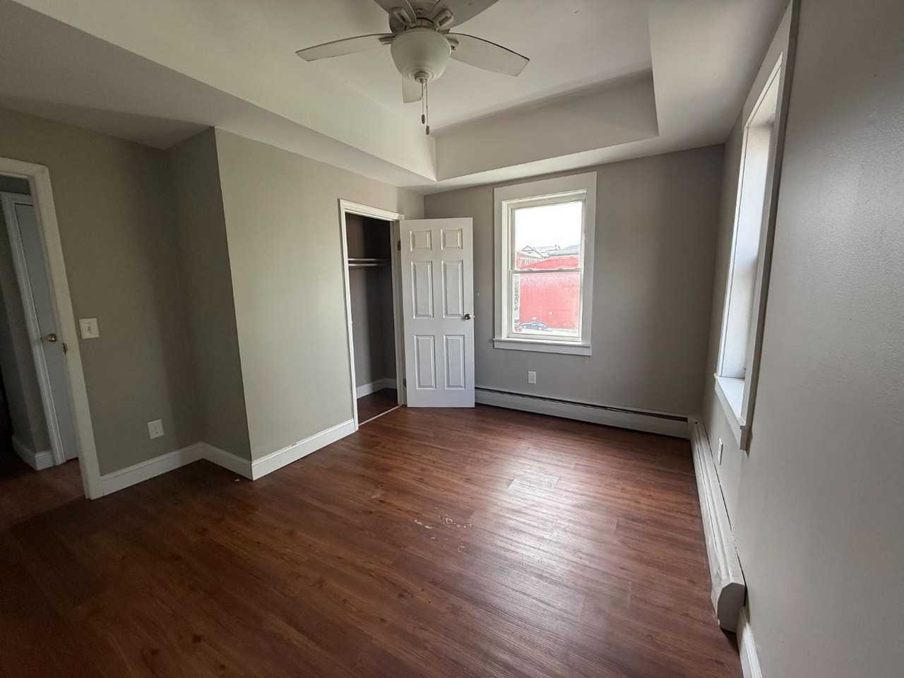 1323 Pendleton Street - Photo 6 of 8