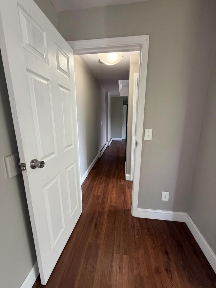 1323 Pendleton Street - Photo 7 of 8