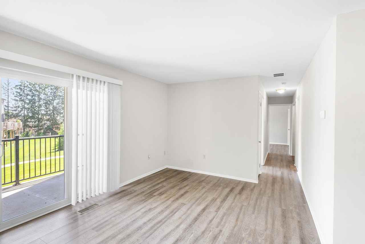 The Yorklyn Apartments and Townhomes - Photo 4 of 28