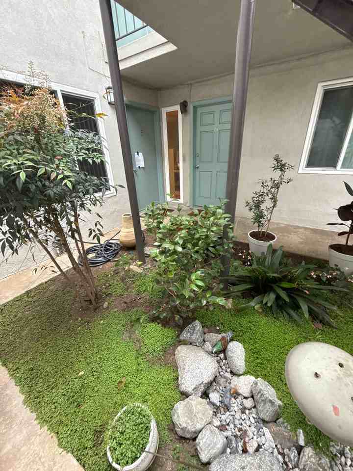 4327 Inglewood Blvd - Photo 2 of 6