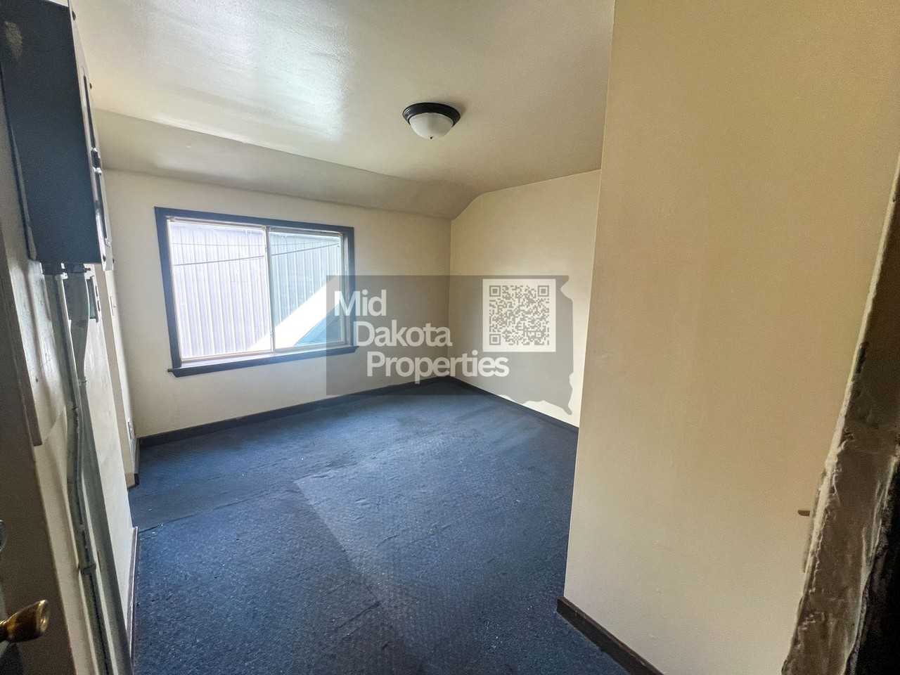 Kuchera Building - Photo 2 of 13