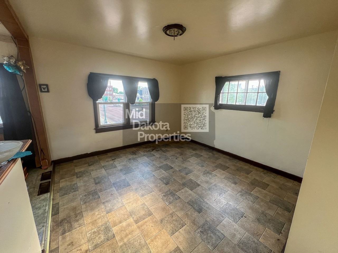 Kuchera Building - Photo 7 of 15