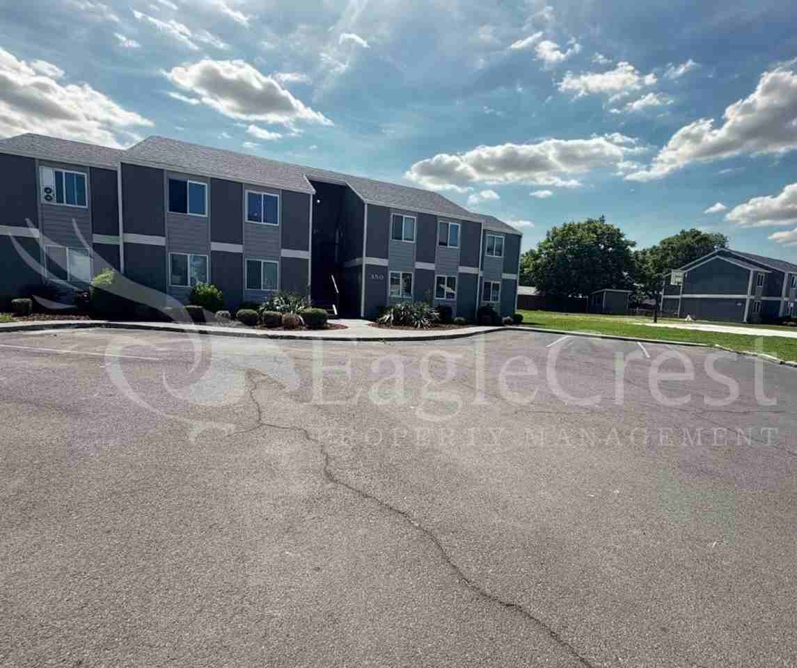 Dogwood Apartments - Photo 3 of 26