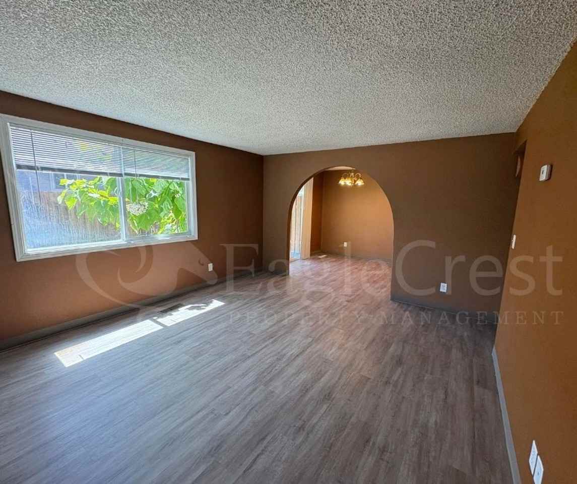 Dogwood Apartments - Photo 5 of 26