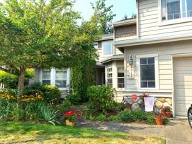 4818 Ne 5th Ct - Photo 1 of 1