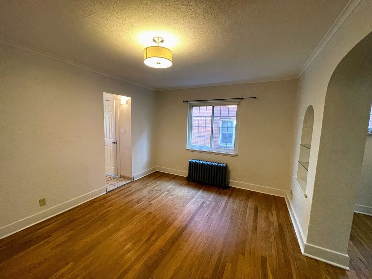 490 Mccully St - Photo 2 of 15