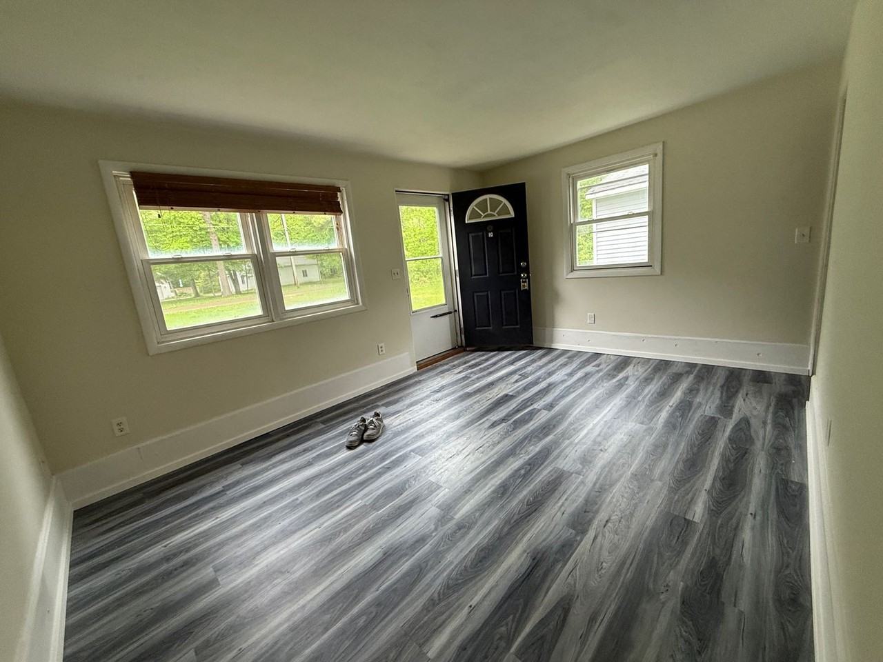 4383 Porter Hollow Dr Ne - Photo 2 of 9