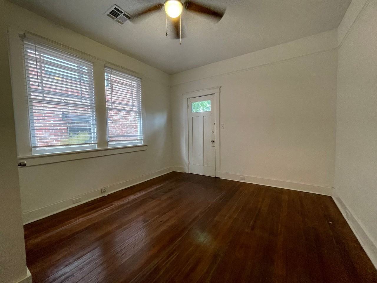 1613 1613 - 1615 Burdette Street - 1615 #1615 - Photo 7 of 7