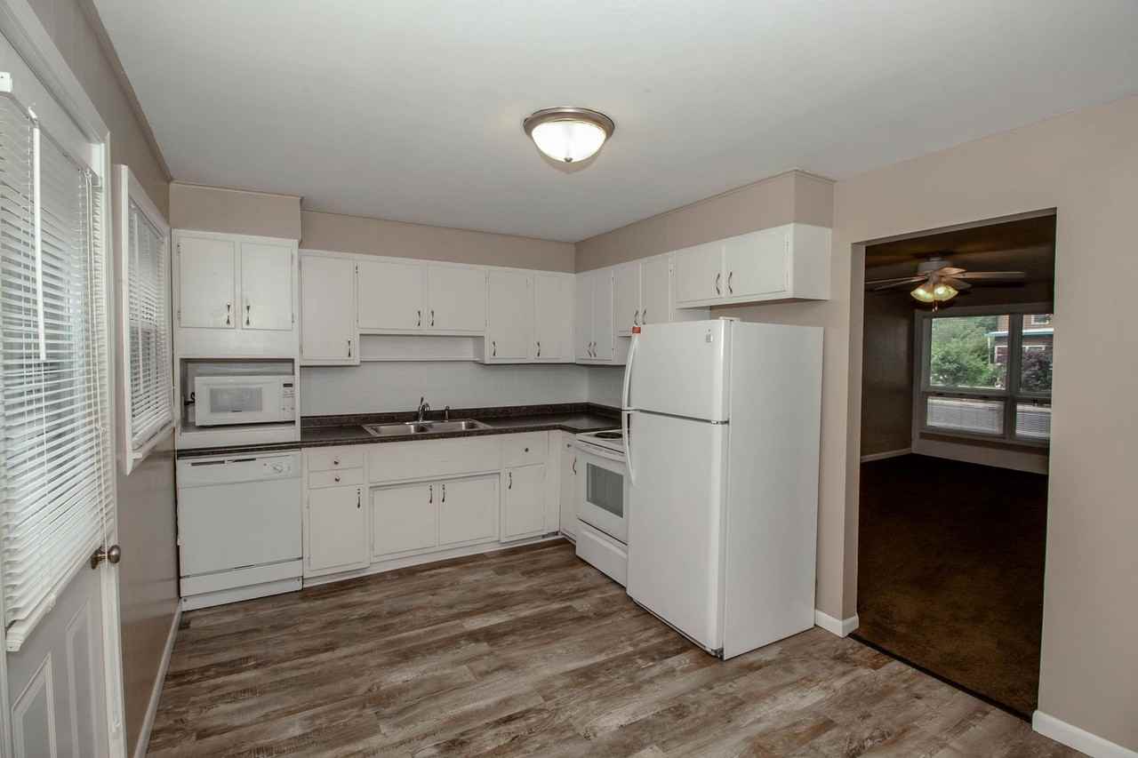 201 Davis - Photo 6 of 16