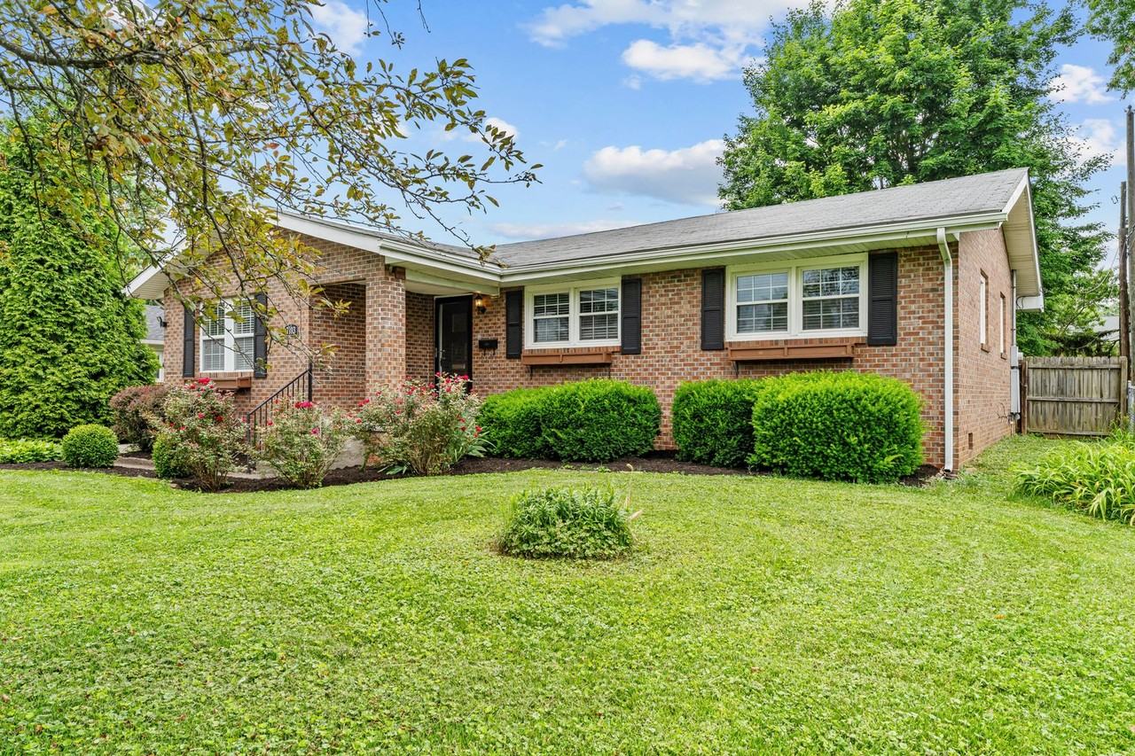 7103 Woolrich Rd - Photo 3 of 22