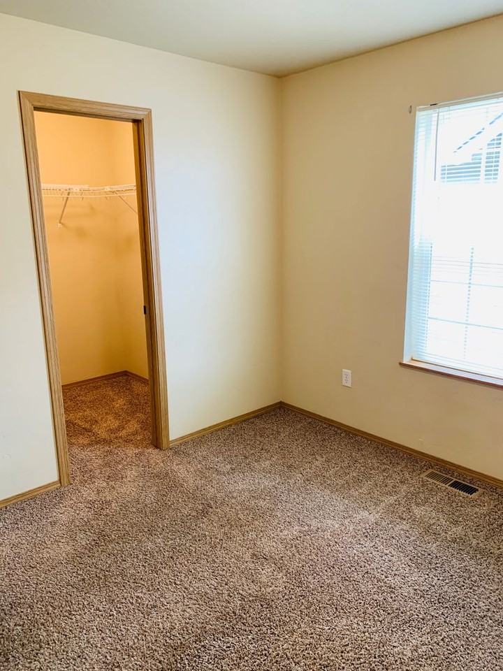 4444 Deveraux Pl #A - Photo 4 of 12
