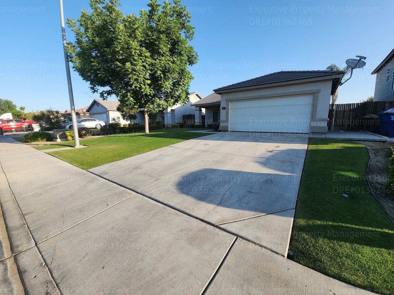 812 Bora Bora Ln - Photo 3 of 40