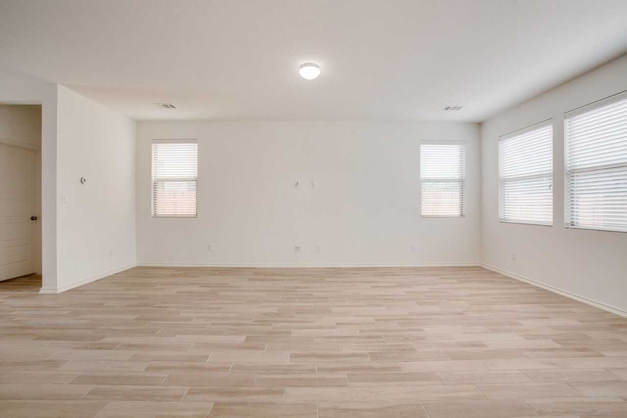 9201 White Coral Dr #47 - Photo 6 of 28