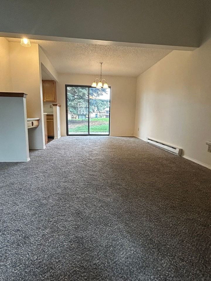 5043 Rainbow Harbour Cir - Photo 4 of 11