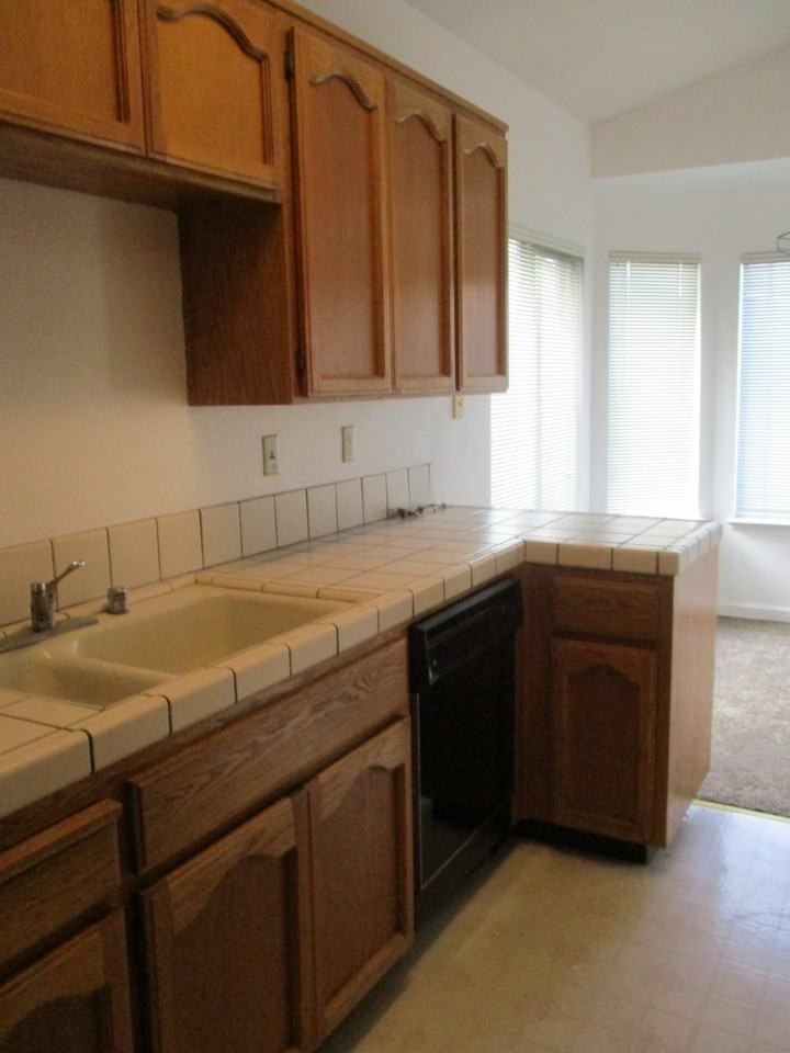 4879 Kimberley Cmn - Photo 4 of 6