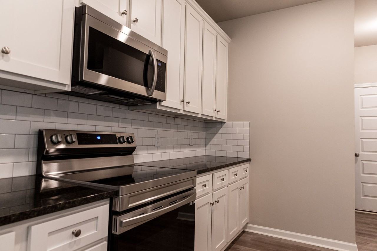 129 Mcginnis Cir - Photo 4 of 12