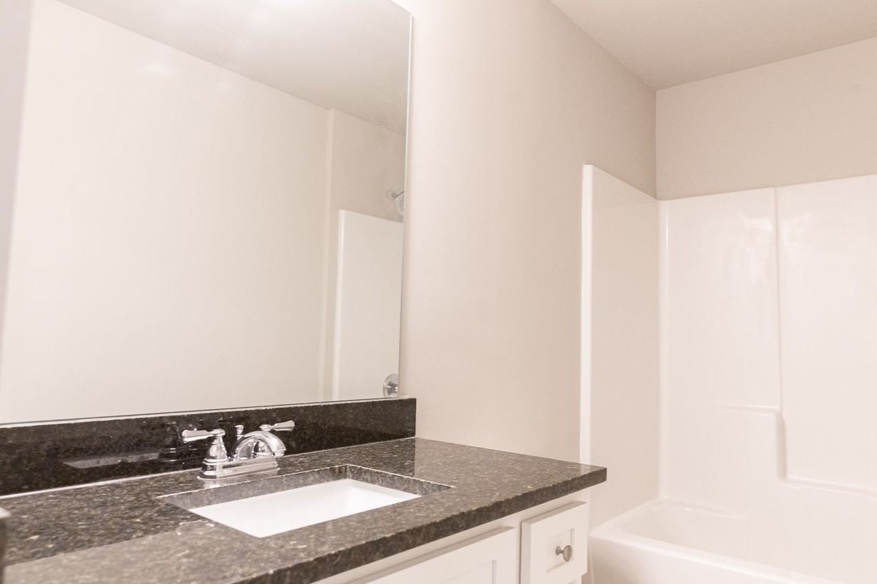 129 Mcginnis Cir - Photo 6 of 12