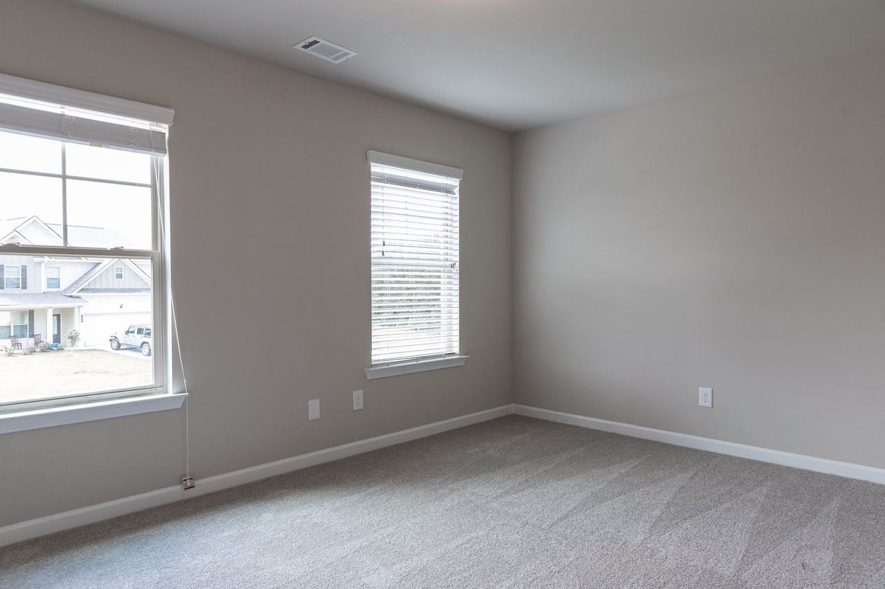 129 Mcginnis Cir - Photo 7 of 12