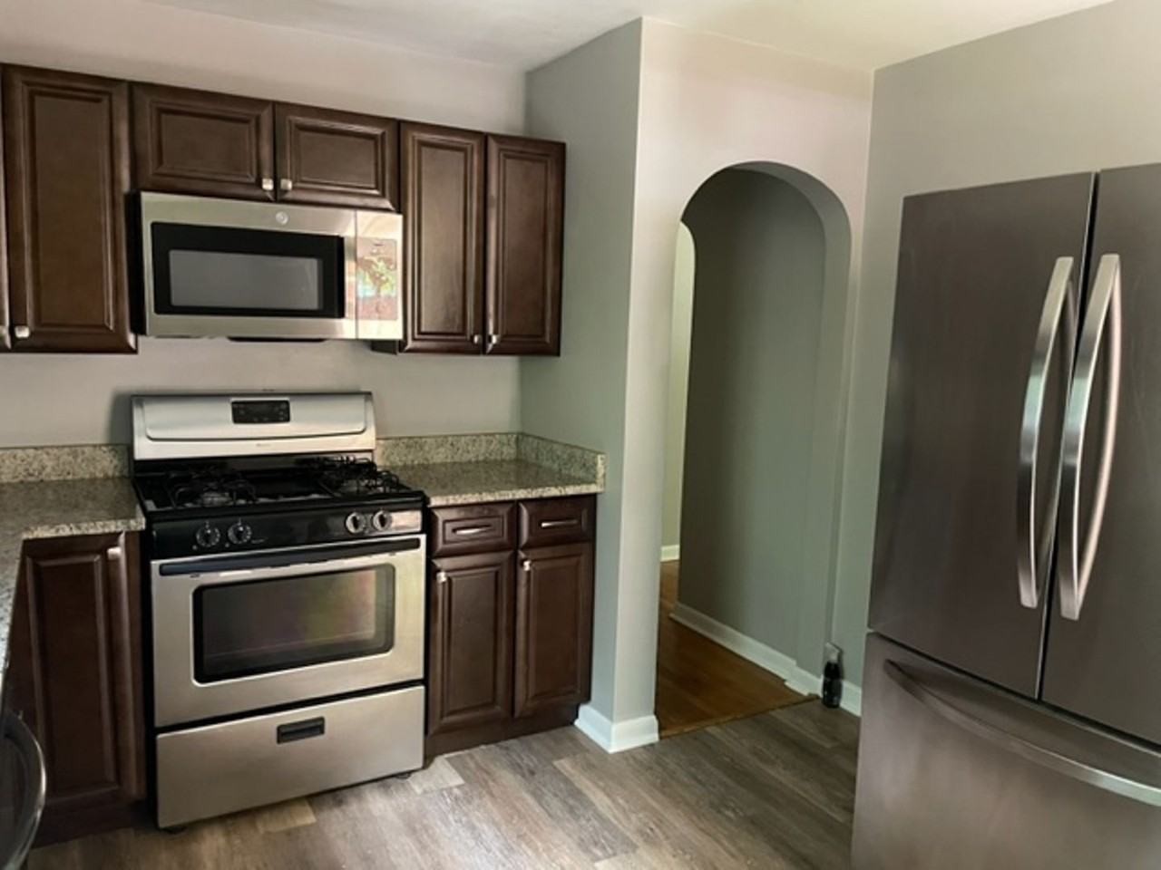 376 Spruce Run Rd - Photo 3 of 22