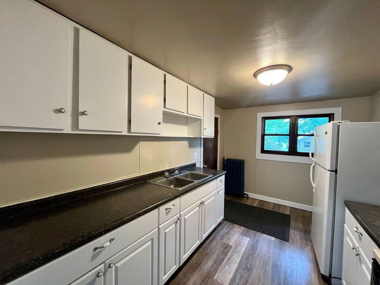 1525 Bopf St - Photo 2 of 15