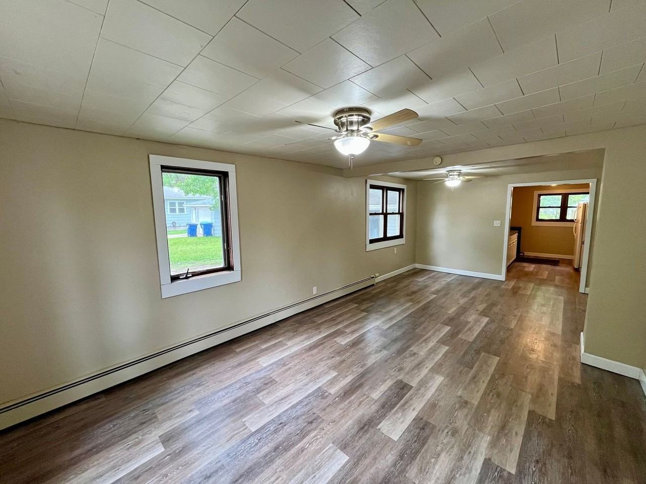 1525 Bopf St - Photo 4 of 15