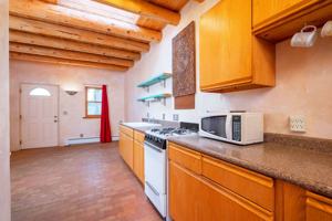 featured image of 10 Metate Way