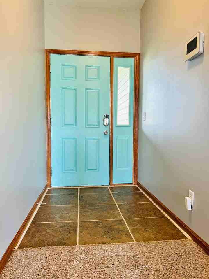 2743 Devin Dr - Photo 3 of 22