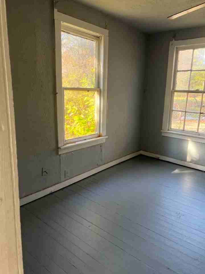 411 W 64th St - Photo 3 of 11