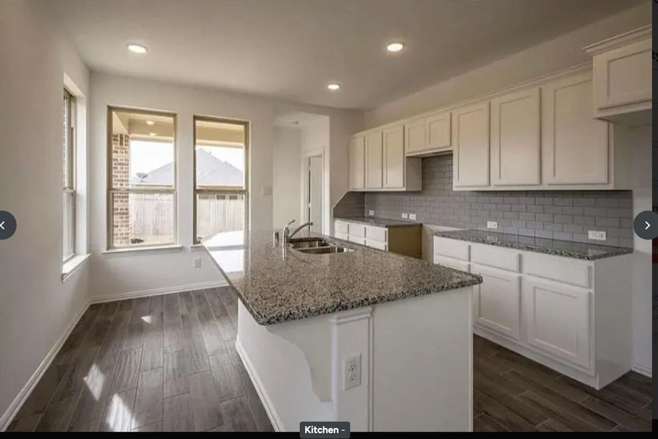 137 Emory Birch Dr - Photo 3 of 38