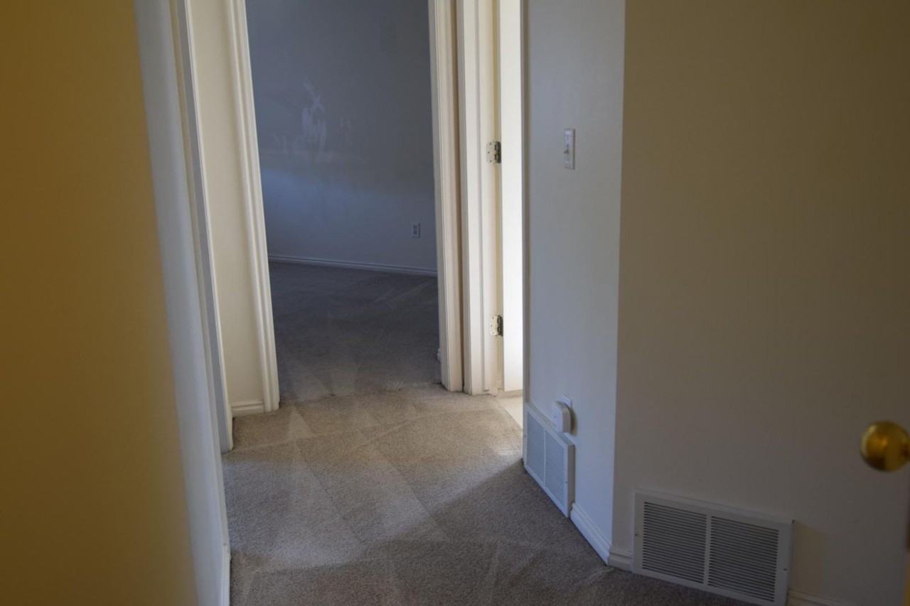 119 Penhurst Pl - Photo 7 of 46