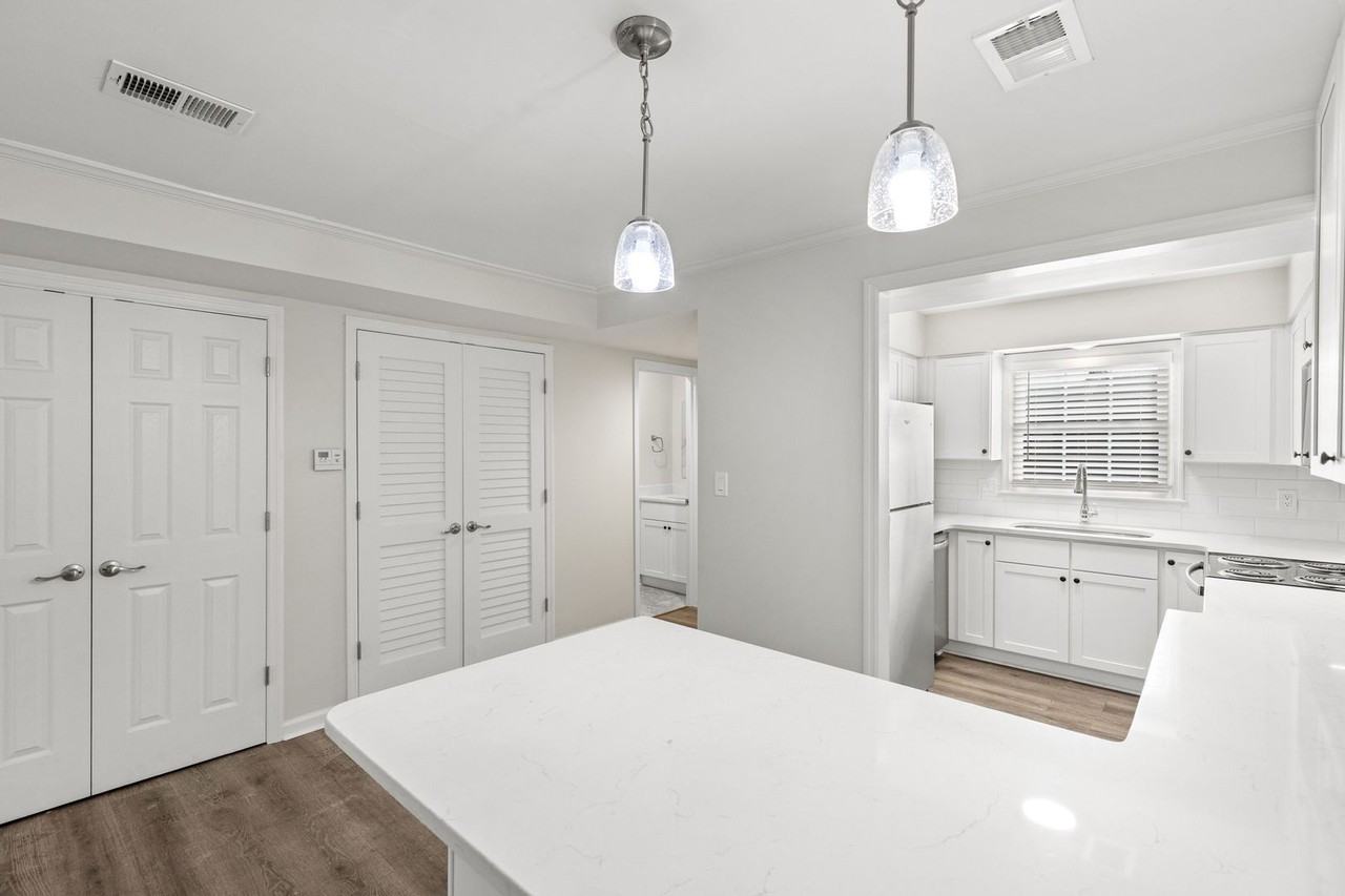 187 S Eagle Creek Dr - Photo 4 of 16