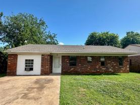 1215 Dove Hollow Ln - Photo 1 of 1