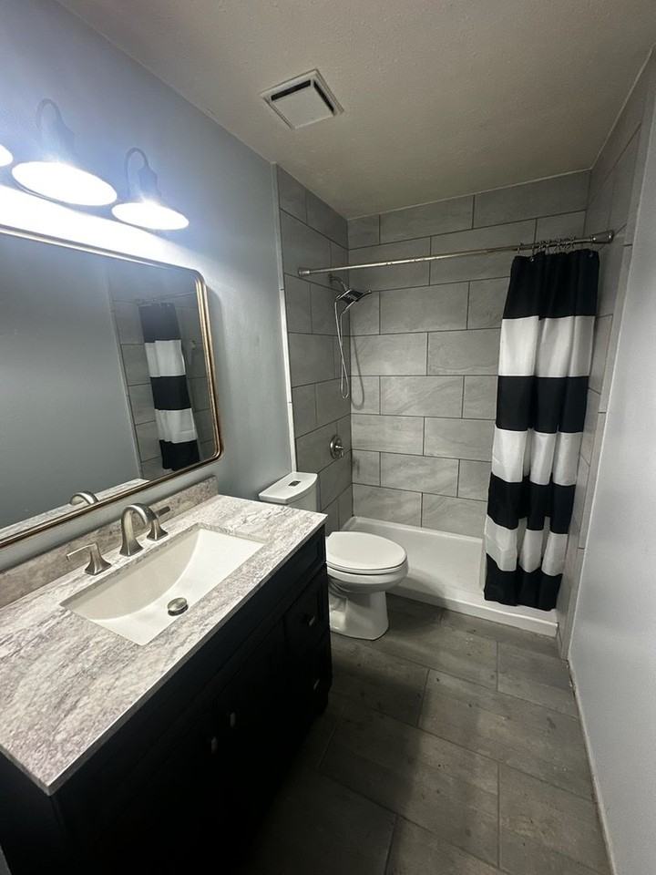 4151 Se 21st Ct - Photo 5 of 5