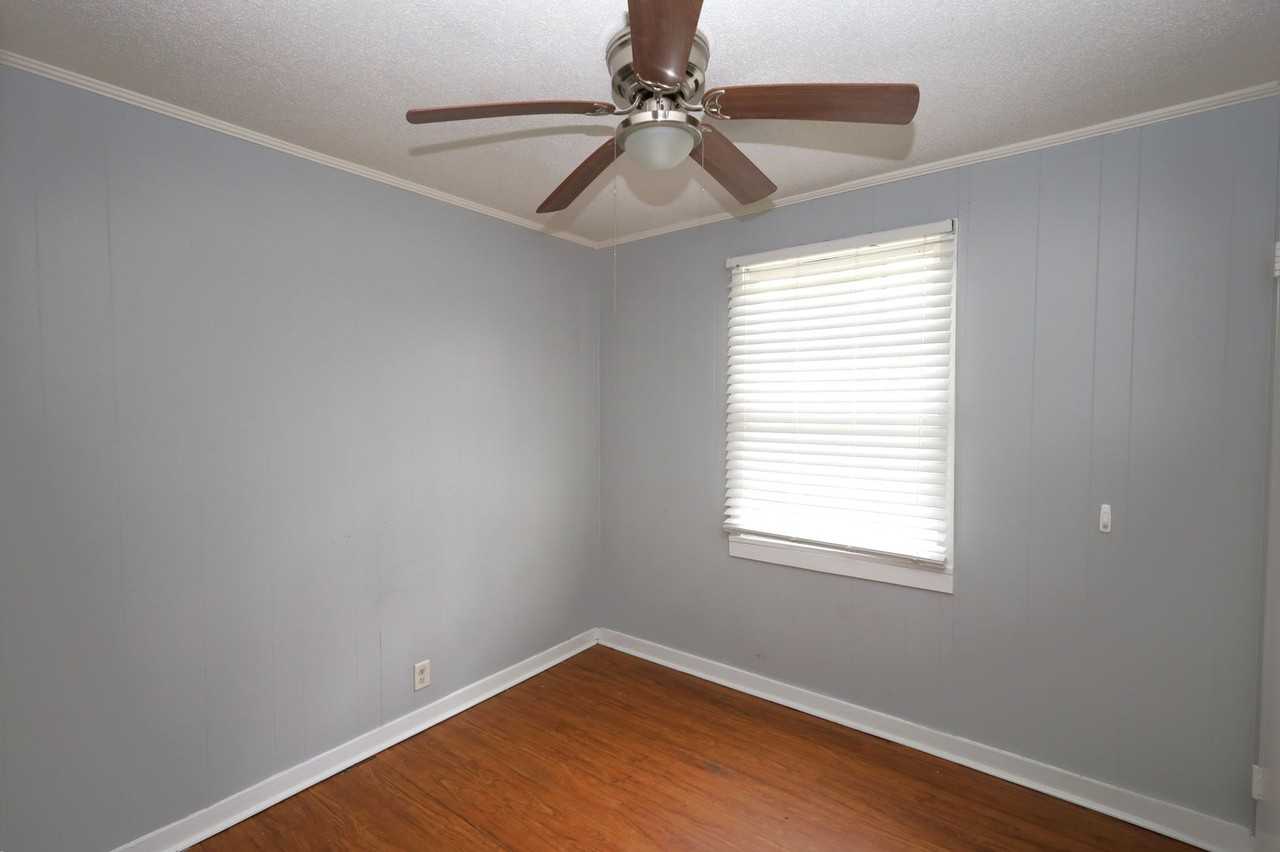 810 Lilly St #A - Photo 6 of 7