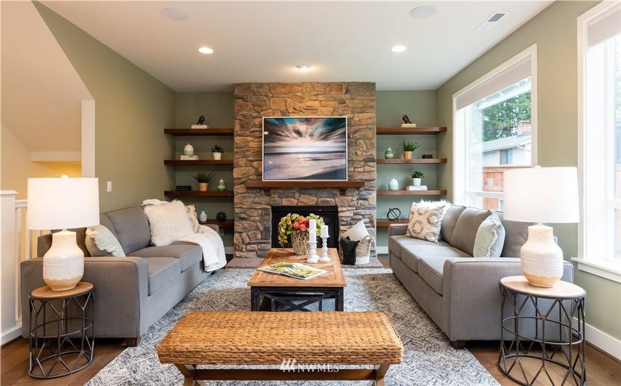 5608 218th Ct Sw - Photo 5 of 25