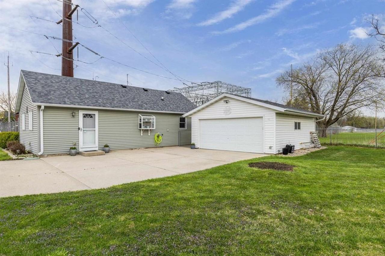 1300 E South St - Photo 2 of 13