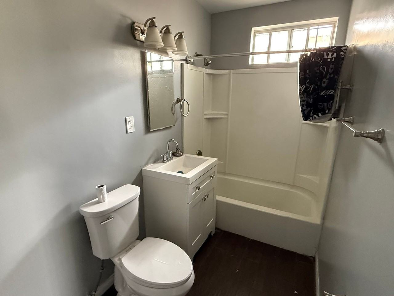 3642 Webster Ave - Photo 3 of 6