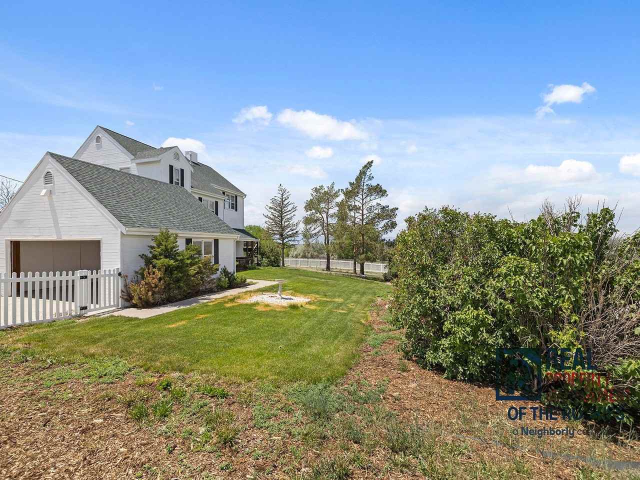 6607 E County Road 60 - Photo 2 of 27